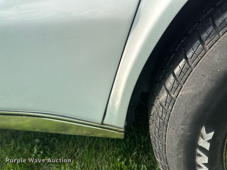 image for item DZ8989 1976 Chevrolet Corvette Stingray 