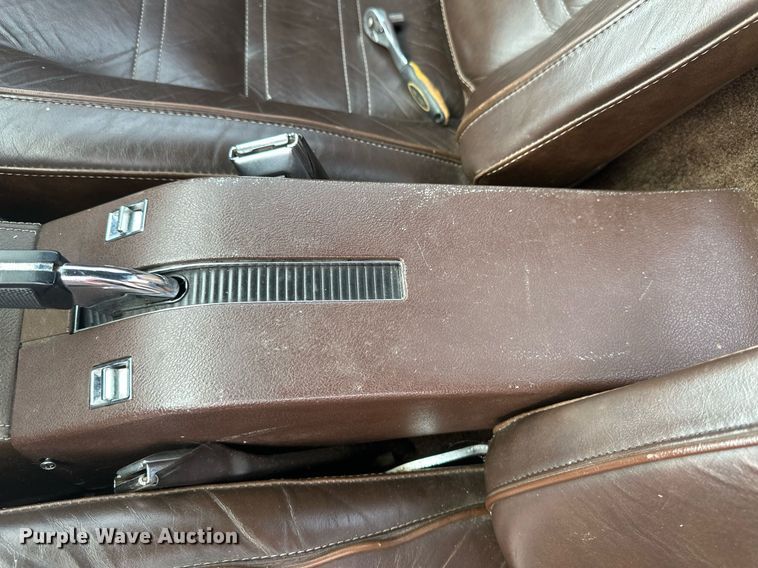 image for item DZ8989 1976 Chevrolet Corvette Stingray 