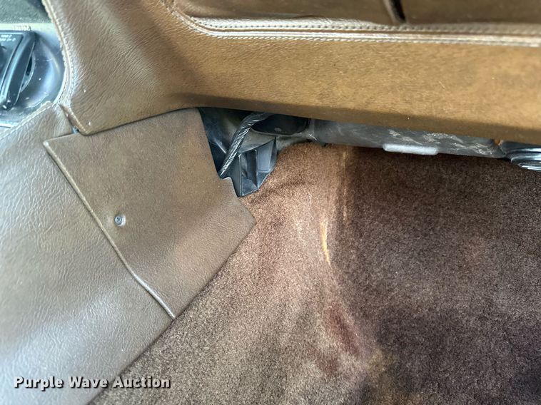 image for item DZ8989 1976 Chevrolet Corvette Stingray 