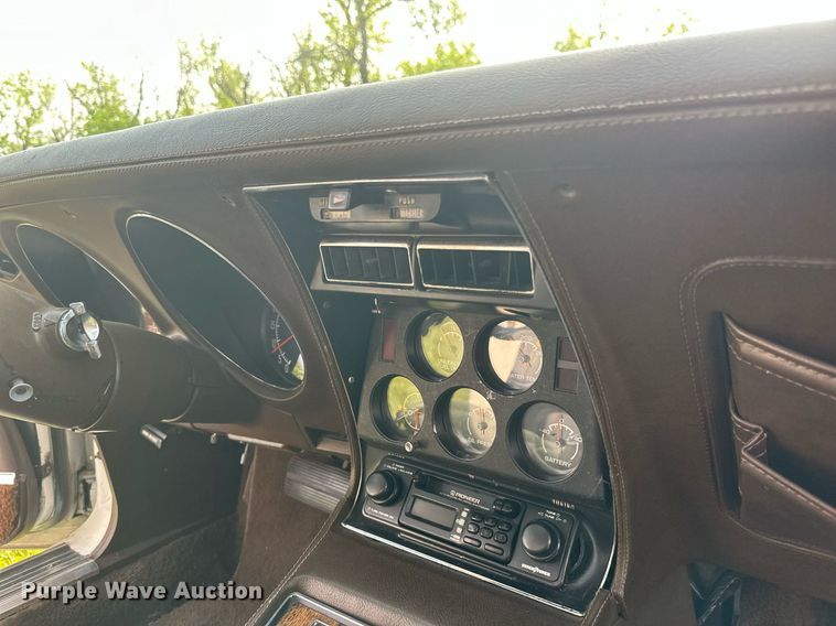 image for item DZ8989 1976 Chevrolet Corvette Stingray 