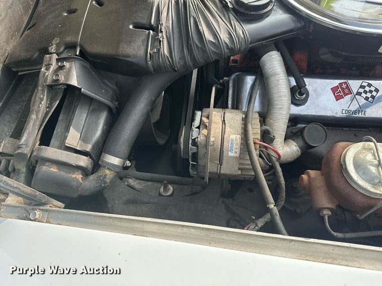 image for item DZ8989 1976 Chevrolet Corvette Stingray 