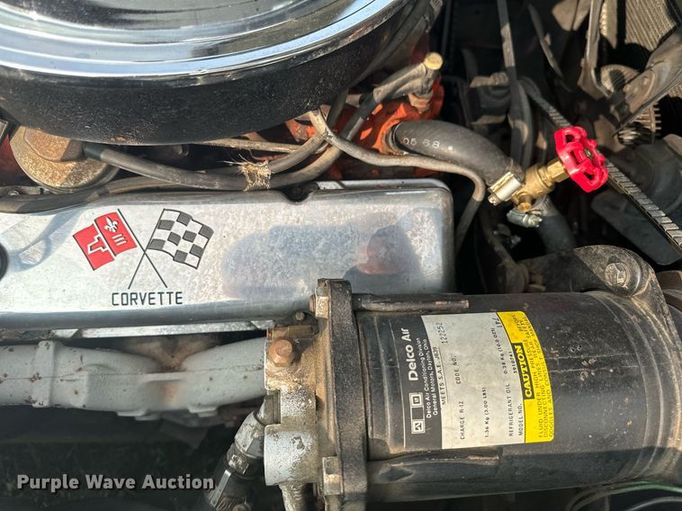 image for item DZ8989 1976 Chevrolet Corvette Stingray 