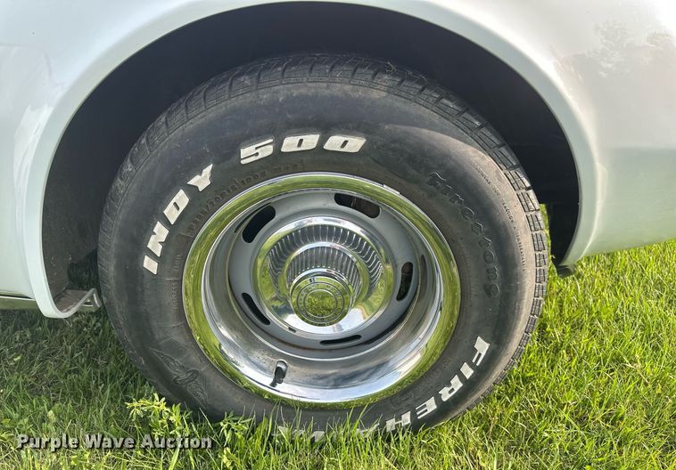 image for item DZ8989 1976 Chevrolet Corvette Stingray 