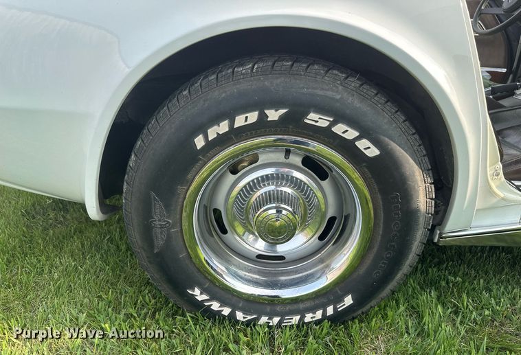 image for item DZ8989 1976 Chevrolet Corvette Stingray 