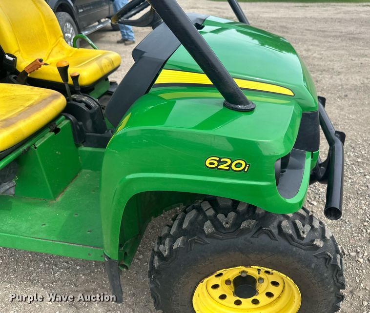 image for item EB2595 2007 John Deere Gator XUV 620i utility vehicle
