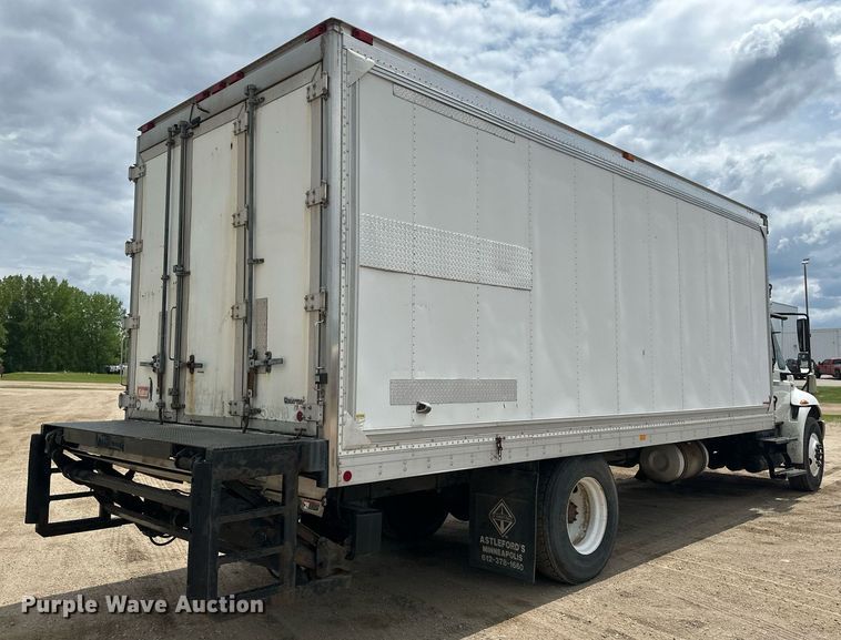 image for item EB2596 2013 International 4300 refrigerated truck