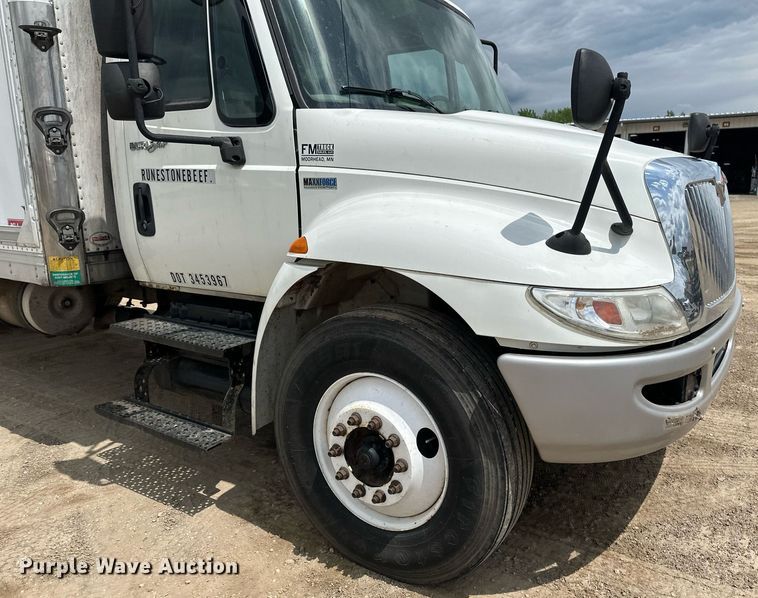 image for item EB2596 2013 International 4300 refrigerated truck