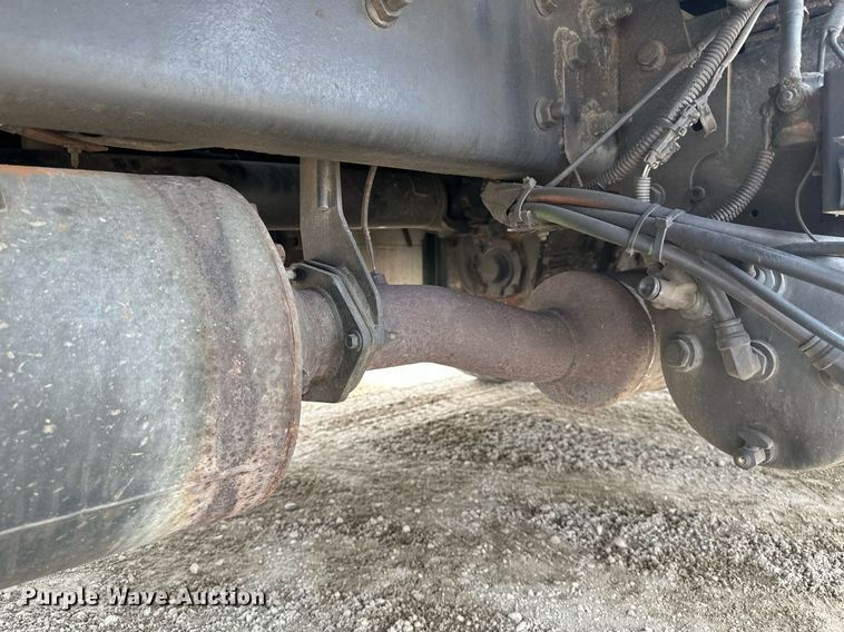 image for item EB2596 2013 International 4300 refrigerated truck