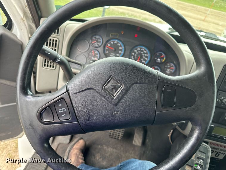 image for item EB2596 2013 International 4300 refrigerated truck