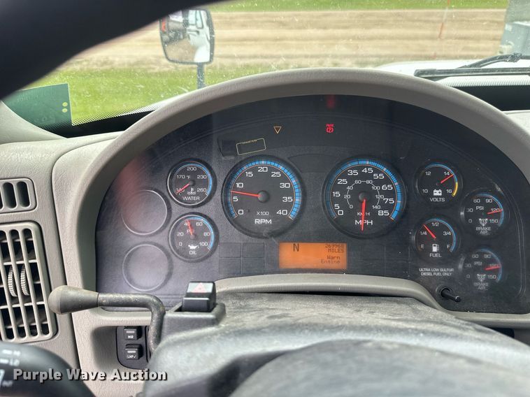 image for item EB2596 2013 International 4300 refrigerated truck