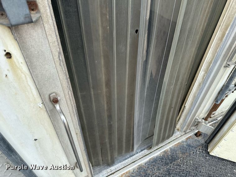 image for item EB2596 2013 International 4300 refrigerated truck