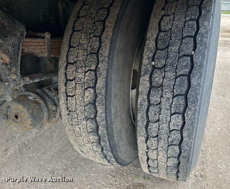 image for item EB2596 2013 International 4300 refrigerated truck