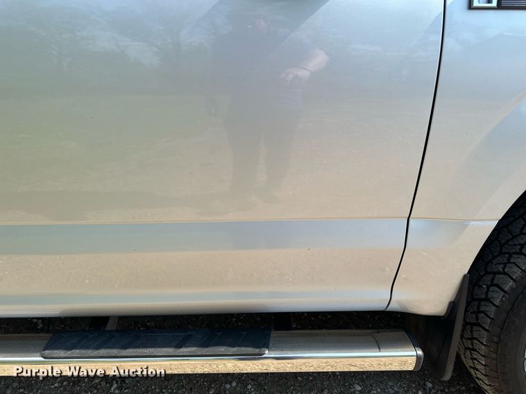 image for item EB2597 2019 Ford F150 XLT SuperCrew pickup truck