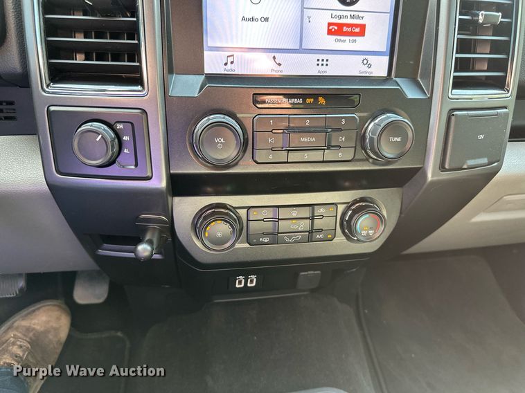 image for item EB2597 2019 Ford F150 XLT SuperCrew pickup truck