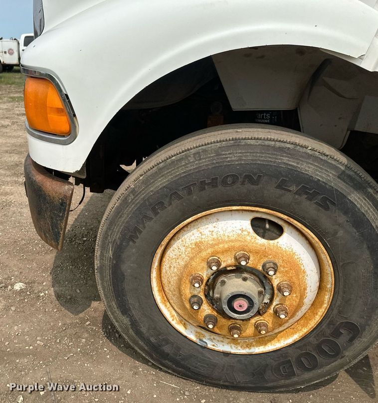 image for item EB2612 2005 Sterling Actera refuse truck