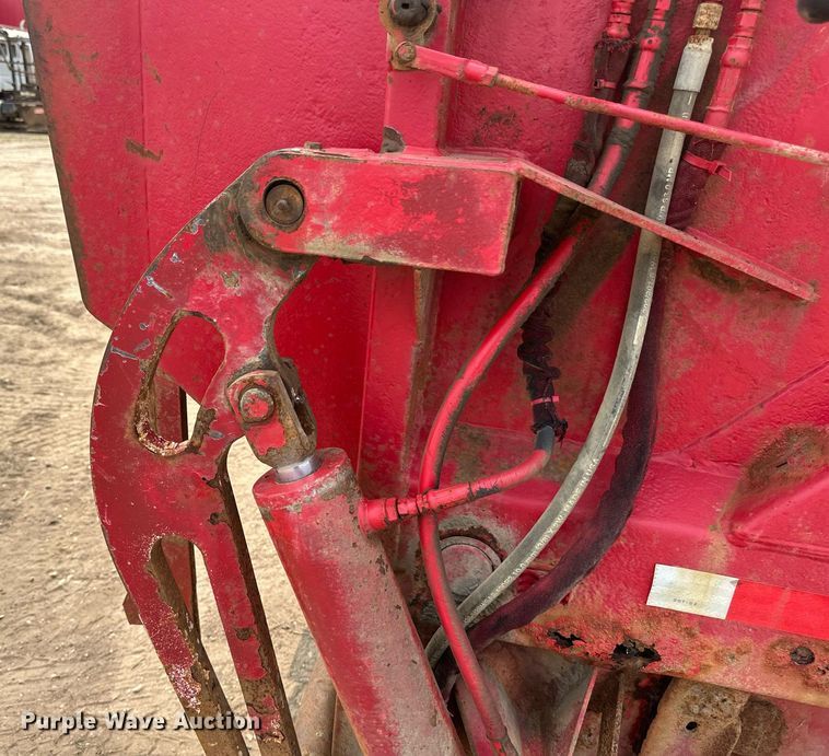 image for item EB2612 2005 Sterling Actera refuse truck