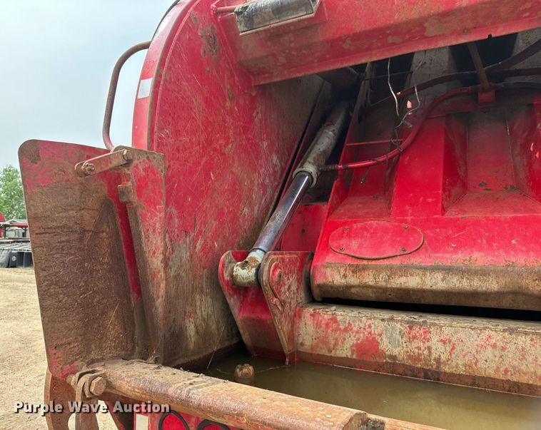 image for item EB2612 2005 Sterling Actera refuse truck