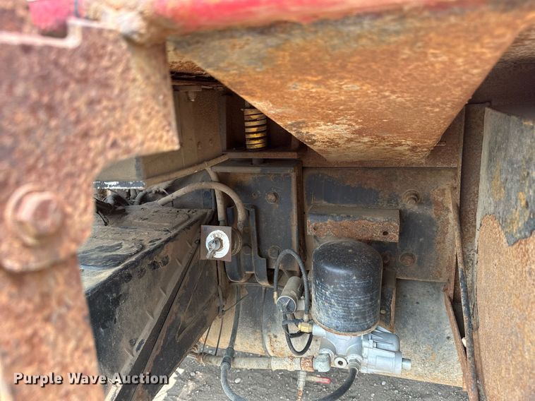 image for item EB2612 2005 Sterling Actera refuse truck