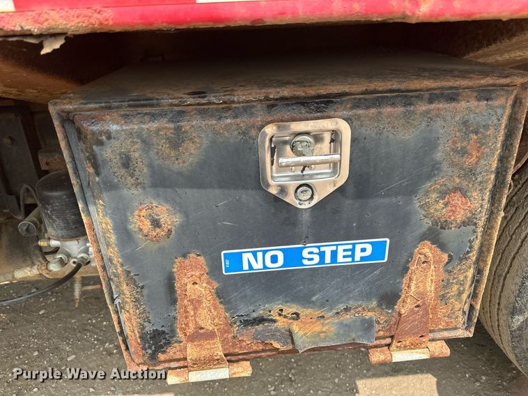 image for item EB2612 2005 Sterling Actera refuse truck