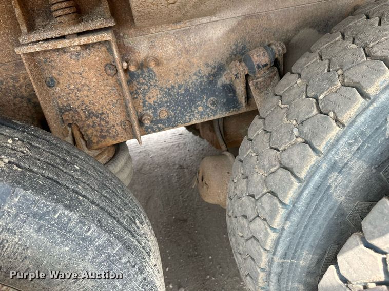 image for item EB2612 2005 Sterling Actera refuse truck