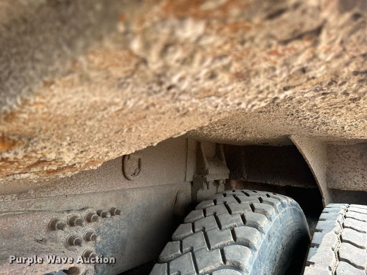 image for item EB2612 2005 Sterling Actera refuse truck