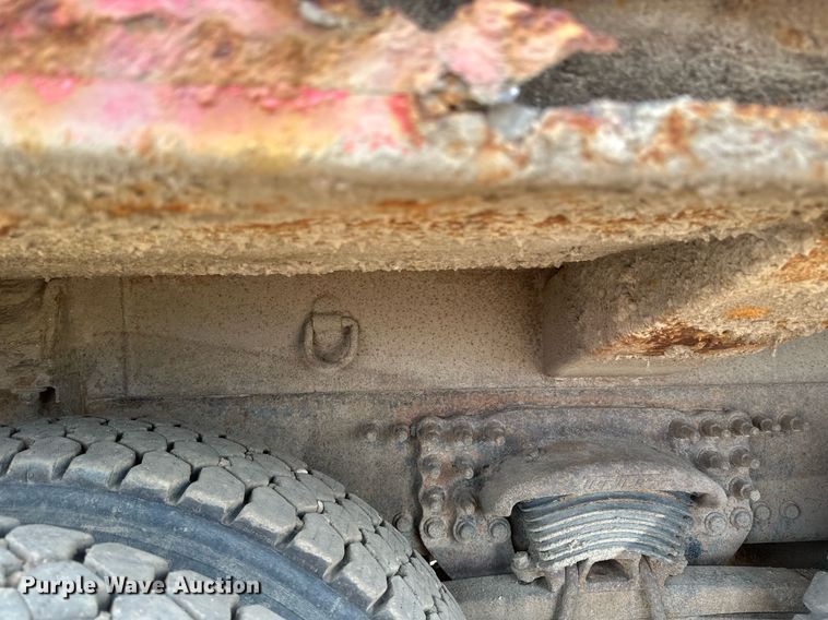 image for item EB2612 2005 Sterling Actera refuse truck