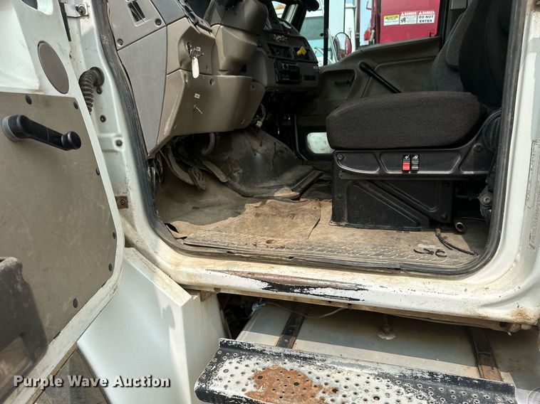 image for item EB2612 2005 Sterling Actera refuse truck