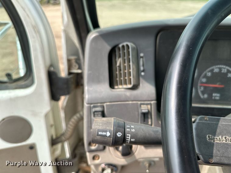 image for item EB2612 2005 Sterling Actera refuse truck