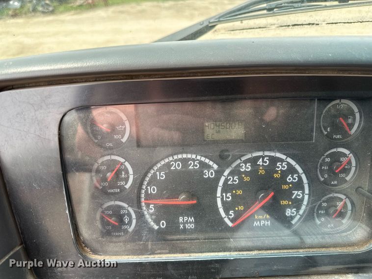 image for item EB2612 2005 Sterling Actera refuse truck