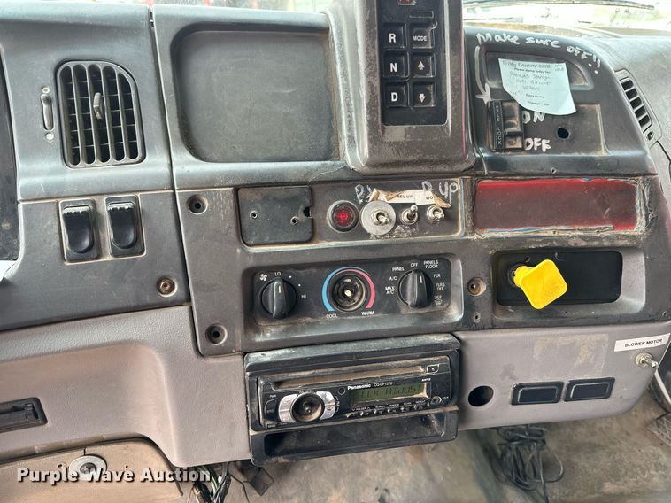 image for item EB2612 2005 Sterling Actera refuse truck