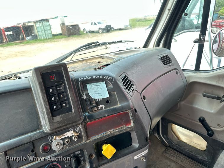 image for item EB2612 2005 Sterling Actera refuse truck