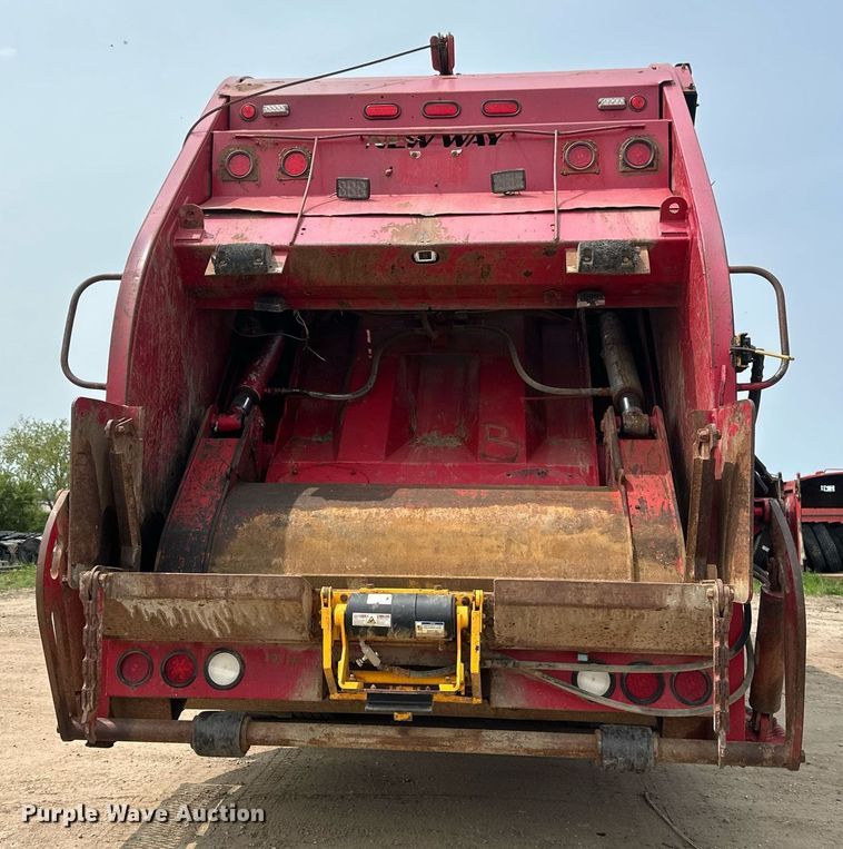 image for item EB2613 2005 Sterling Actera refuse truck