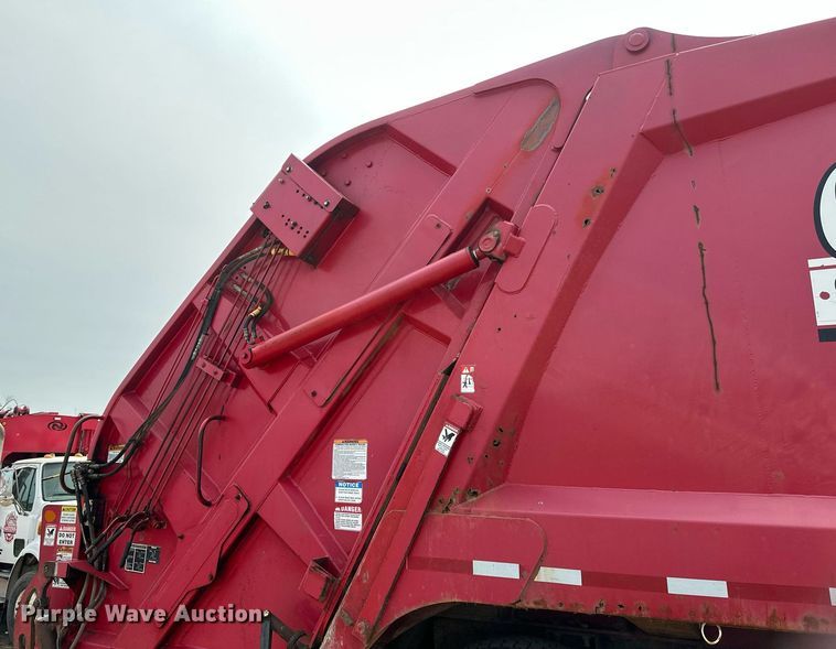 image for item EB2613 2005 Sterling Actera refuse truck