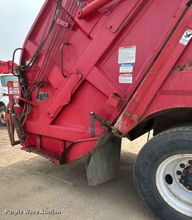 image for item EB2613 2005 Sterling Actera refuse truck