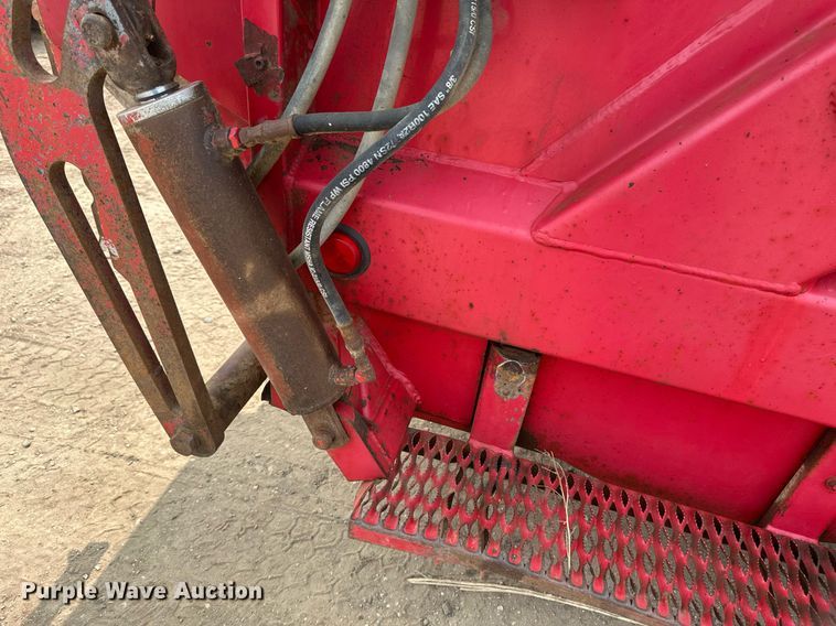 image for item EB2613 2005 Sterling Actera refuse truck