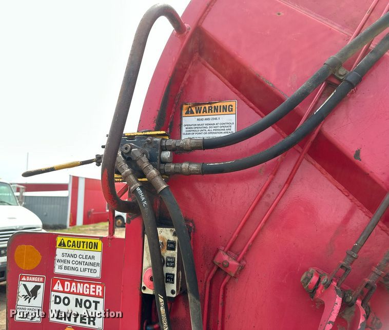 image for item EB2613 2005 Sterling Actera refuse truck