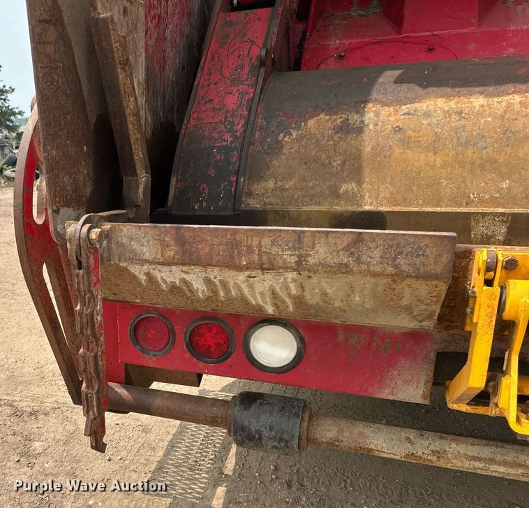 image for item EB2613 2005 Sterling Actera refuse truck