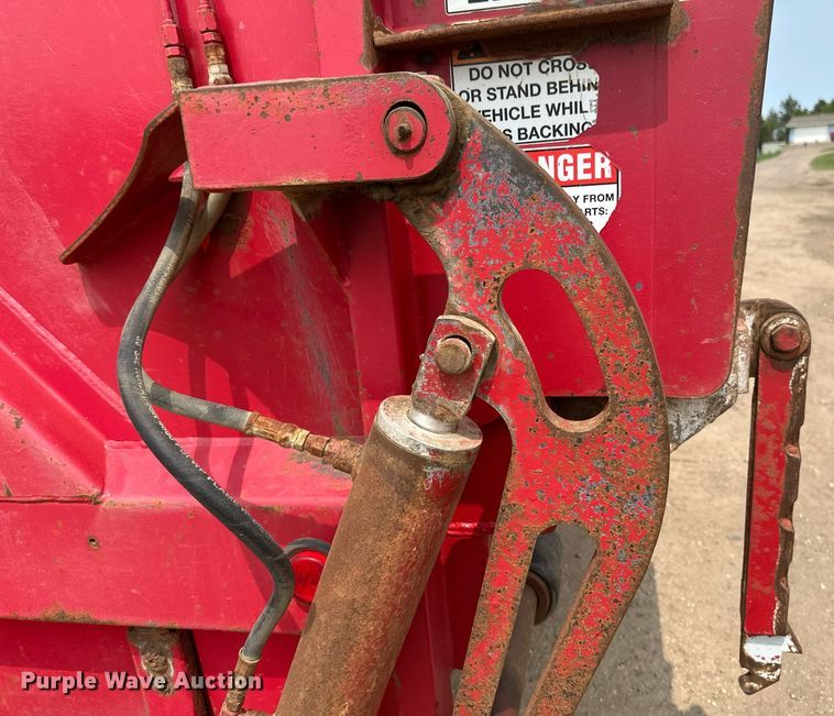 image for item EB2613 2005 Sterling Actera refuse truck