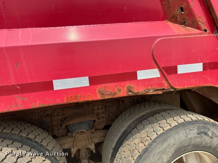 image for item EB2613 2005 Sterling Actera refuse truck