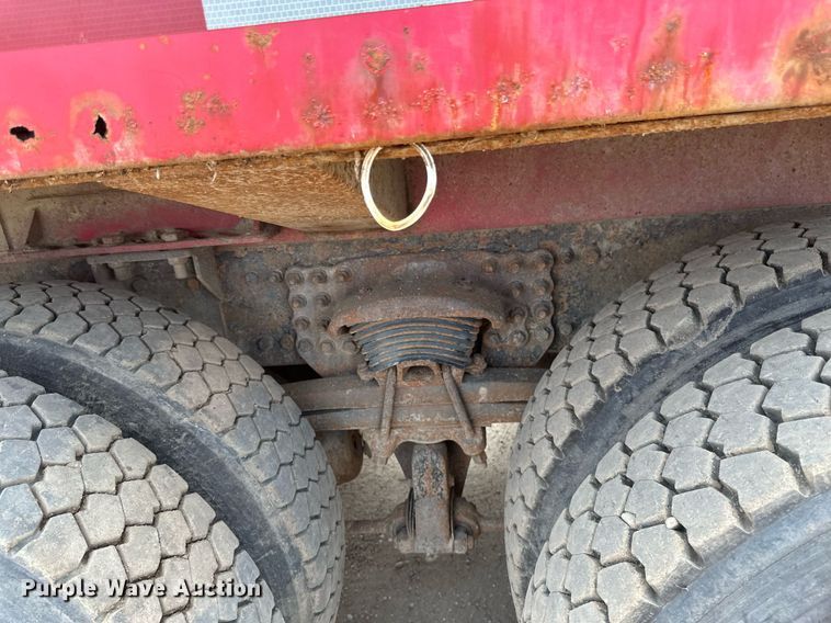 image for item EB2613 2005 Sterling Actera refuse truck