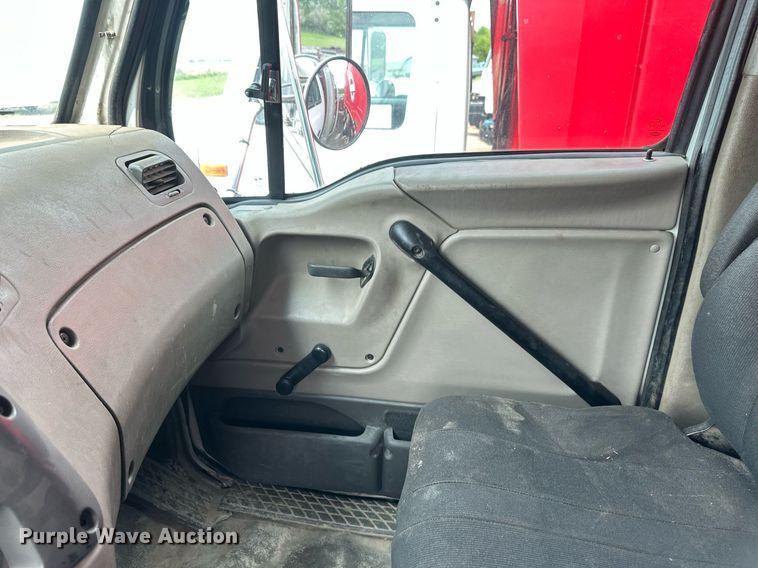 image for item EB2613 2005 Sterling Actera refuse truck