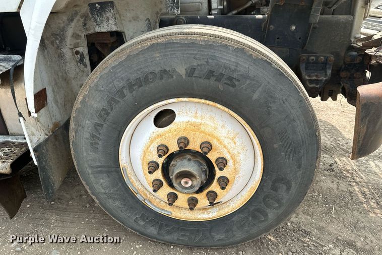 image for item EB2613 2005 Sterling Actera refuse truck