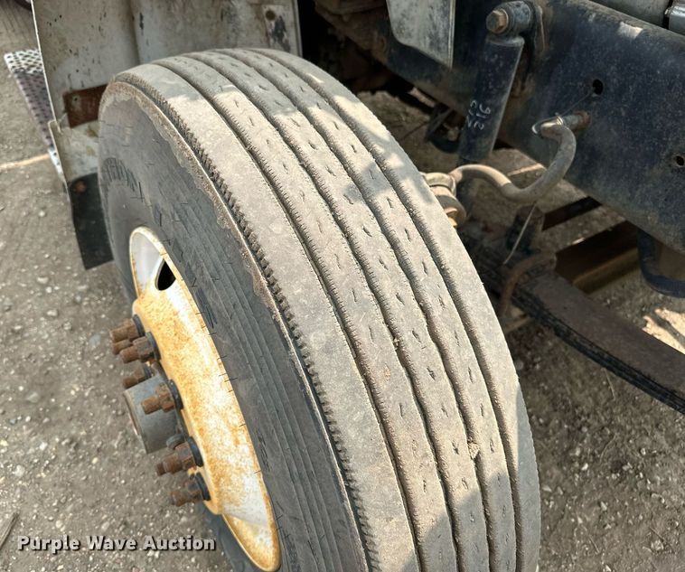 image for item EB2613 2005 Sterling Actera refuse truck