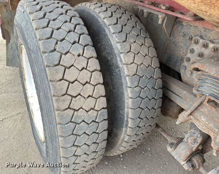 image for item EB2613 2005 Sterling Actera refuse truck