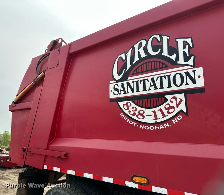 image for item EB2615 2004 AutoCar Xpeditor refuse truck