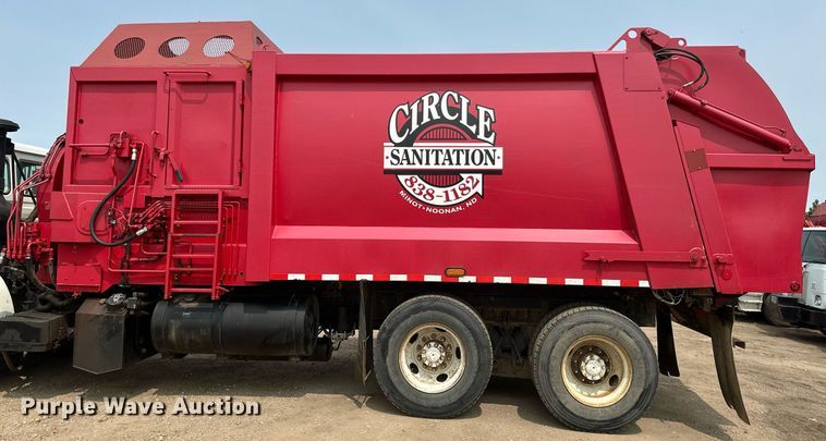 image for item EB2615 2004 AutoCar Xpeditor refuse truck