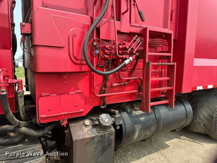 image for item EB2615 2004 AutoCar Xpeditor refuse truck