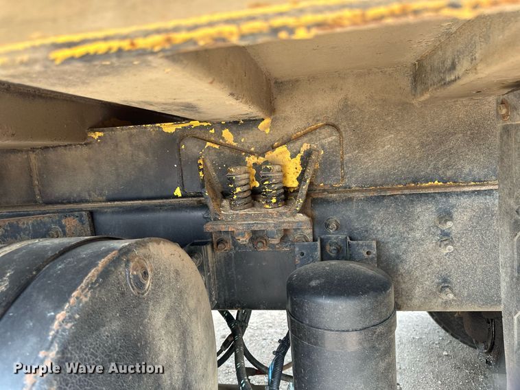 image for item EB2615 2004 AutoCar Xpeditor refuse truck