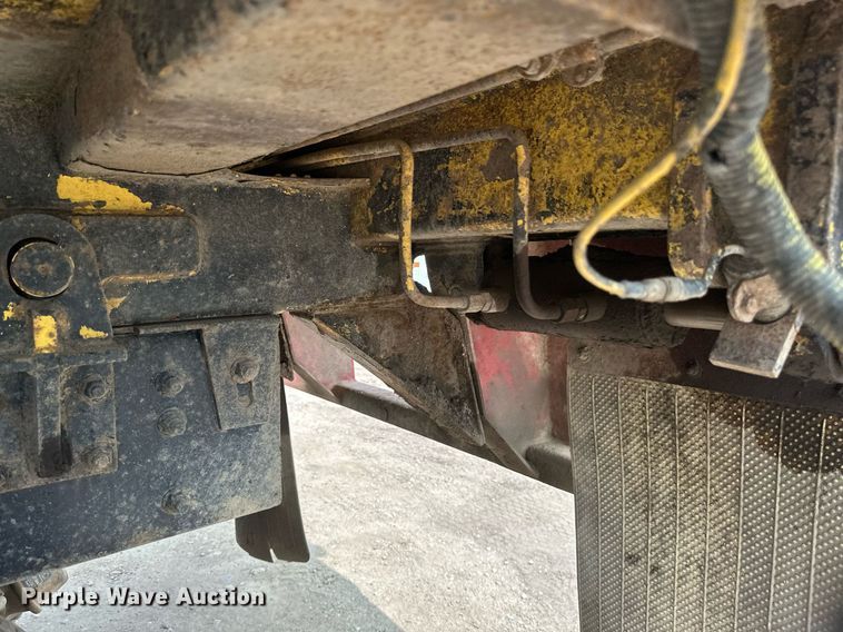 image for item EB2615 2004 AutoCar Xpeditor refuse truck