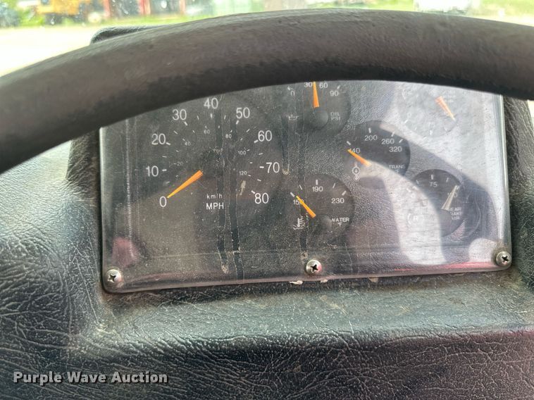 image for item EB2615 2004 AutoCar Xpeditor refuse truck